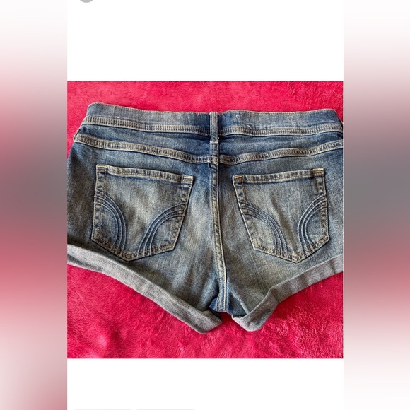 HOLLISTER GIRLS LOW RISE JEANS SHORT SHORTS 💕WAIST 28💕 - Picture 2 of 3